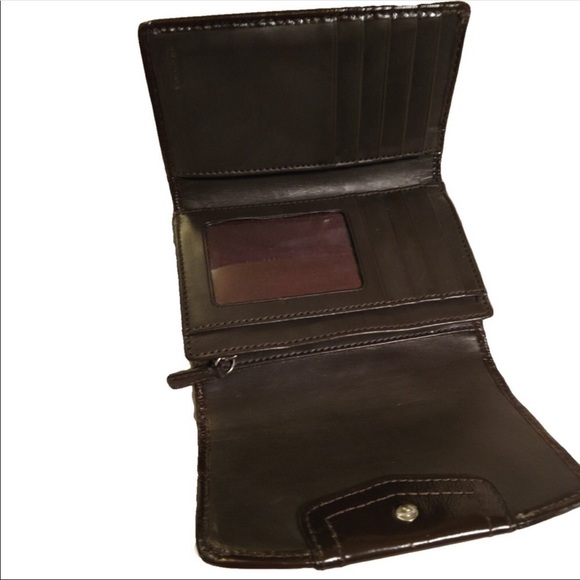 SOLD🎉🎁Used. Classic coach wallet💕 - Picture 4 of 4